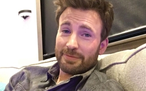 Chris Evans Balks at Hosting 'SNL' Because It's 'Too Much Pressure' for Him