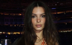 Emily Ratajkowski Insists Girls Shouldn't Be Shamed for 'Taking Advantage of Opportunities'