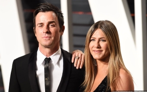 Justin Theroux Avoids Discussing His Relationship With Jennifer Aniston for Fears of Causing Gossip