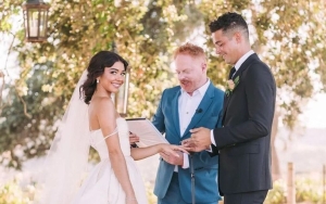 Jesse Tyler Ferguson Tells Sarah Hyland to Delay Having Kids With Her Husband Wells Adams