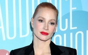 Jessica Chastain Explains Why She 'Got Quite a Lot of Flak' for Wearing Mask at Award Shows