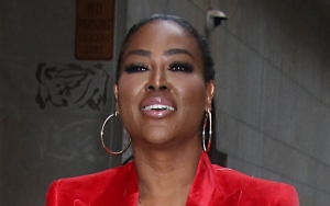 'RHOA': Kenya Moore Rushed to Hospital After Feeling 'Dizzy' and Struggling To Breathe