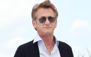Sean Penn Seems to Confirm Olga Korotyayeva Romance With Heavy Makeout Session in Italy