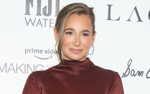 Influencer Danielle Bernstein Denies Faking Her Abs: It's Instagram 'Glitches'