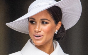 Meghan Markle Accused of Faking Her Podcast Interviews 