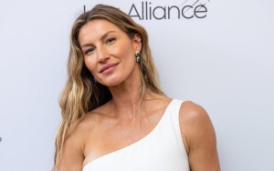 Gisele Bundchen Flaunts Supermodel Body While Surfing in Costa Rica