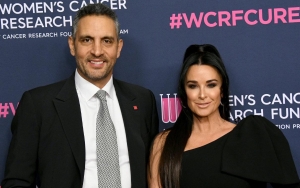 Kyle Richards Posted Selfie With Husband Mauricio Umansky Hours Before Split News