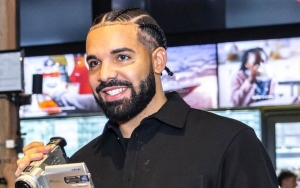 Drake Wows Fans by Performing With Hologram of His Younger Self 