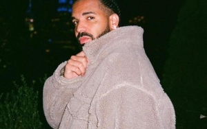 Watch Drake's Hilarious Reaction After a Fan Throws Her Bra Onstage