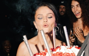 Selena Gomez Goes Barefoot After Intimate 31st Birthday Dinner