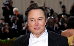 Elon Musk Plans 'Super App' as He Rebrands Twitter and Reveals New Logo