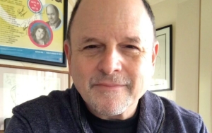 Jason Alexander Jokes He's Abandoned by Fans Because He's 'Aged Badly'