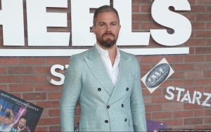 Stephen Amell Clarifies His Comment on 'Myopic' SAG-AFTRA Strike After Getting Backlash
