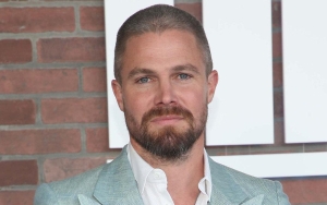 Stephen Amell Joins Picket Line in NYC After Controversial Comments on Strike