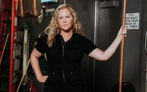 Amy Schumer Mocks Ashton Kutcher and Mila Kunis in Her Apology Over Nicole Kidman Joke