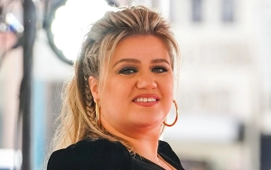 Kelly Clarkson Impressed by Her Kids' Communication Skills 