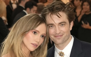 Suki Waterhouse Says Robert Pattinson Romance Comes at Perfect Timing