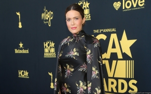 Mandy Moore and Ryan Reynolds Slam SAG-AFTRA for Halloween Costume Rules, the Union Responds