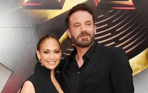 Jennifer Lopez Suspected of Trying to Impress Ben Affleck With Rude Gesture to Paparazzi