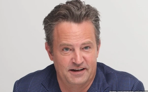 Matthew Perry's Fans Gather Near 'Friends' Apartment Block, Leave Mementos as Tribute
