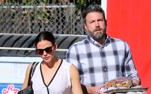 Ben Affleck Bumps His Mercedes-Benz Into Car After Chatting With Ex Jennifer Garner