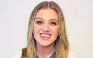 Kelly Clarkson Wins Big at 2023 Daytime Emmy Awards