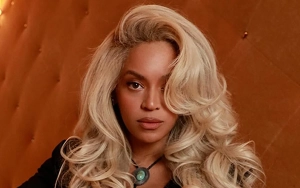Beyonce Shows Skin in Raunchy Lace Dress on Valentine's Day