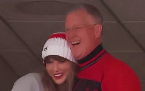 Photog Demands Apology From Taylor Swift's Dad After Alleged Assault