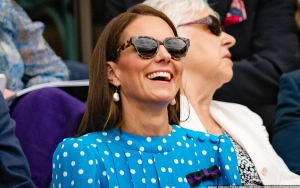 Another Kate Middleton Photoshop Gaffe: Her Photo of Queen Elizabeth With Great-Grandchildren