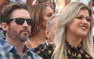 Kelly Clarkson Thrives After 'Difficult' Divorce From Brandon Blackstock