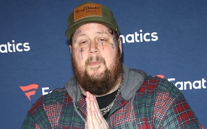 Jelly Roll Has Mid-Air Scare En Route to 2024 CMT Awards