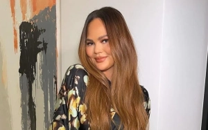 Chrissy Teigen Forced to Sleep in Airport After Stranded in Dubai With Her Family