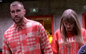 Travis Kelce Effortlessly Lifts Taylor Swift Into the Air at Coachella