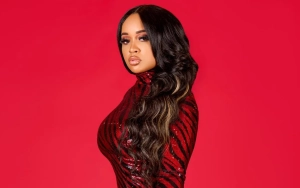 Stunna Girl Involved in a Fight After Fan Violates Her