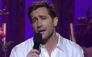 Jake Gyllenhaal Pokes Fun at Himself, Shines in 'SNL' Season 49 Finale with Boyz II Men Spoof