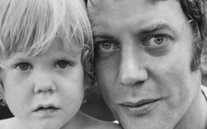 Kiefer Sutherland Mourns Death of Father Donald Sutherland After He Passed Away at 88