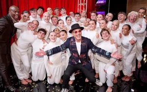 'AGT' Recap: Howie Mandel Hits His Golden Buzzer for an Amazing Act