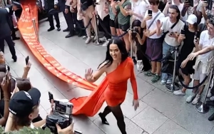 Katy Perry Returns to New York in Style After Shining at Paris Fashion Week
