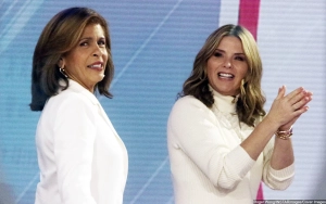 Hoda Kotb Urged to 'Free Her Boobs' by Jenna Bush Hager After Wardrobe Malfunction