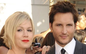 Jennie Garth and Peter Facinelli Reunite for a Harmonious Family Day Out