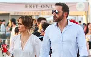 Cheerful Ben Affleck Flashes Wedding Ring After Spending July 4th Away From Jennifer Lopez