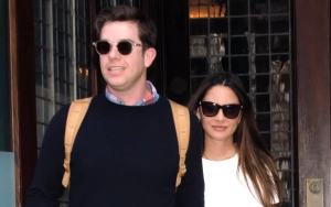 Olivia Munn and John Mulaney's Secret Wedding Ceremony Officiated by 'Newsroom' Co-Star
