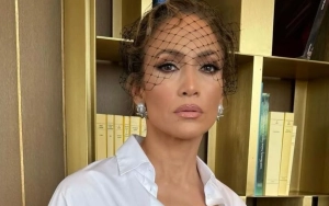 Jennifer Lopez and Stepdaughter Violet Enjoy Trip to Museum Amid Ben Affleck Divorce Rumors