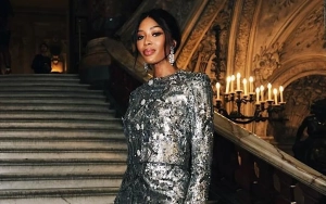 Naomi Campbell Shows Off Skills in Doing Headstand in New Photos