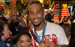 Simone Biles' Husband Jonathan Owens Roasted for Wearing Her Gold Medal