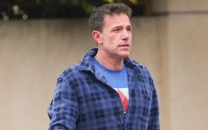 Ben Affleck Ditches His Wedding Ring While Showing Dramatic New Look