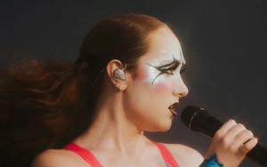 Chappell Roan Appears Irritated by Wardrobe Malfunction Onstage at Osheaga