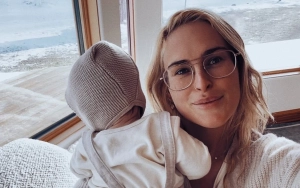 Rumer Willis Stirs Up Controversy With Breastfeeding Photos 