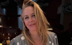 Alicia Silverstone Sparks Online Concerns After Eating Poisonous Fruit 