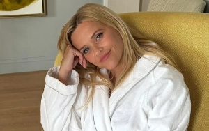 Reese Witherspoon Rocks 'Very Demure' Outfit on Set of 'The Morning Show'